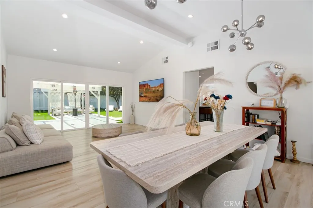Additional image 15 of 22841 Calvert St, Woodland Hills, CA 91367