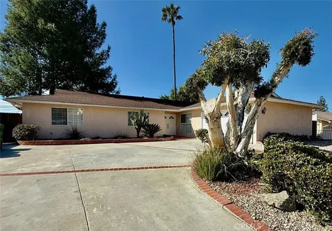 17176 Gunther Street, Granada Hills, CA MLS: SR25057942