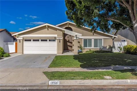 17581 Webster Avenue, Irvine, CA 92614 - MLS#: PW25048785