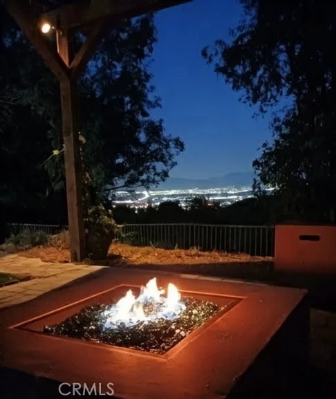 3094 Small Canyon Dr, Highland, CA 92346