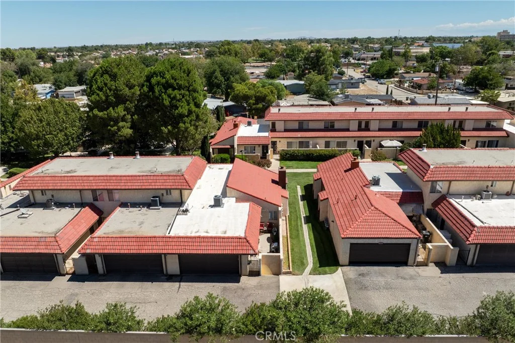 2124 El Domingo Circle Unit 13, Lancaster, CA 93536