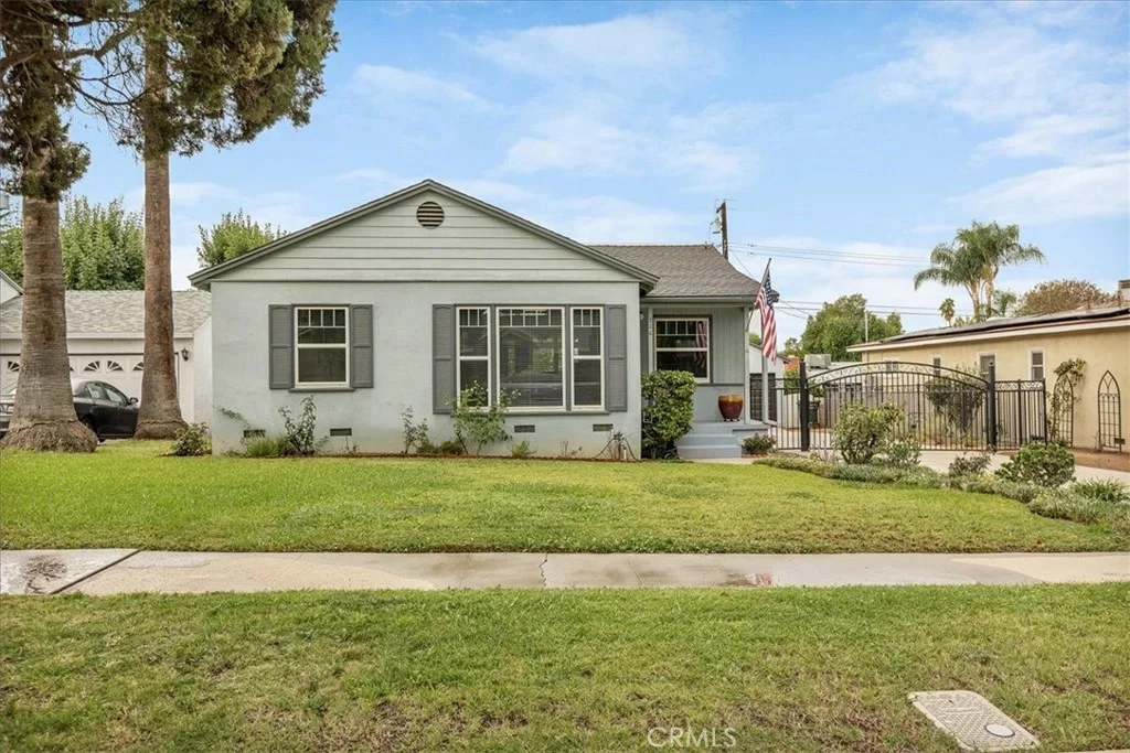 326 Bond St, Redlands, CA 92373 photo 3