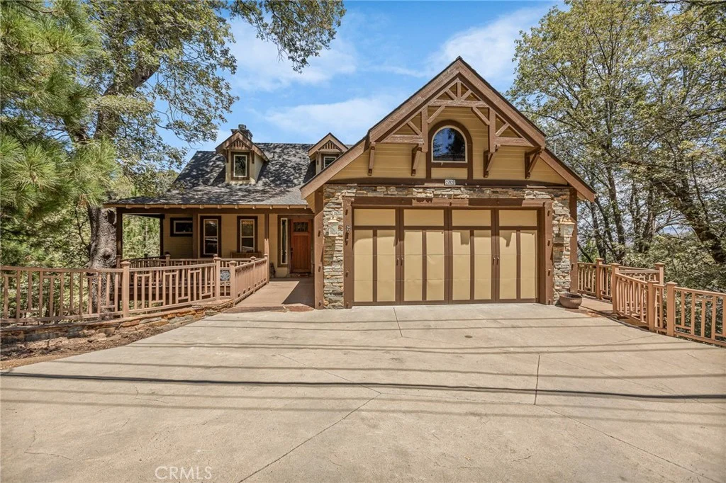 27920 Matterhorn Dr, Lake Arrowhead, CA 92352