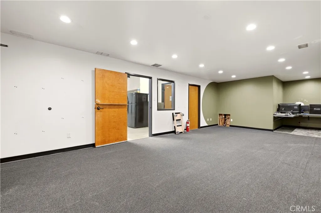 Additional image 92 of 25230 Avenue Stanford, Valencia, CA 91355