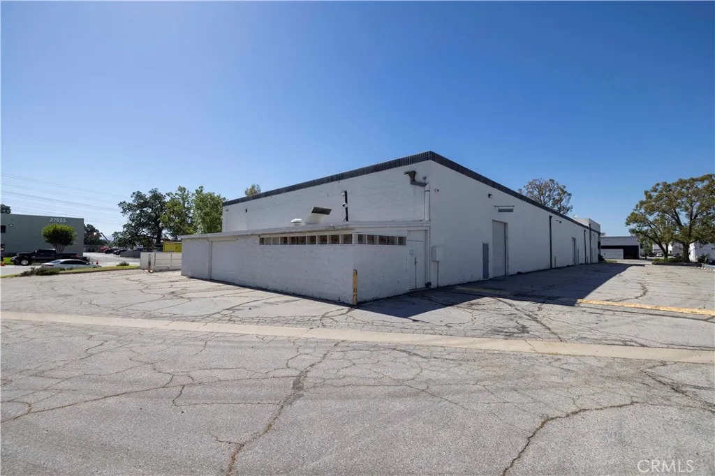 Additional image 58 of 25230 Avenue Stanford, Valencia, CA 91355