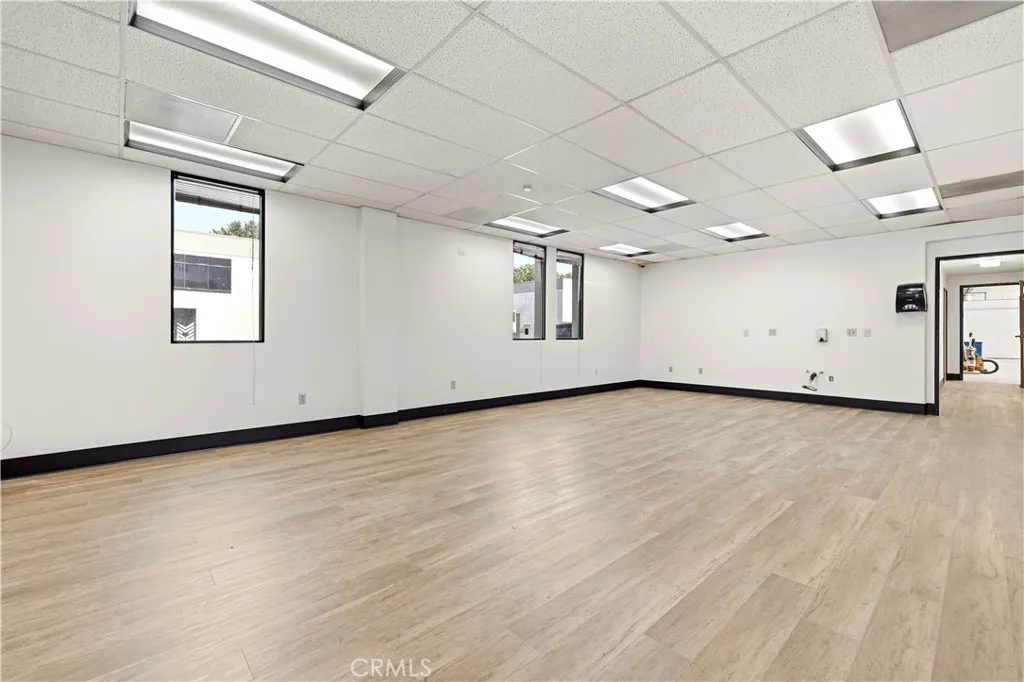 Additional image 31 of 25230 Avenue Stanford, Valencia, CA 91355