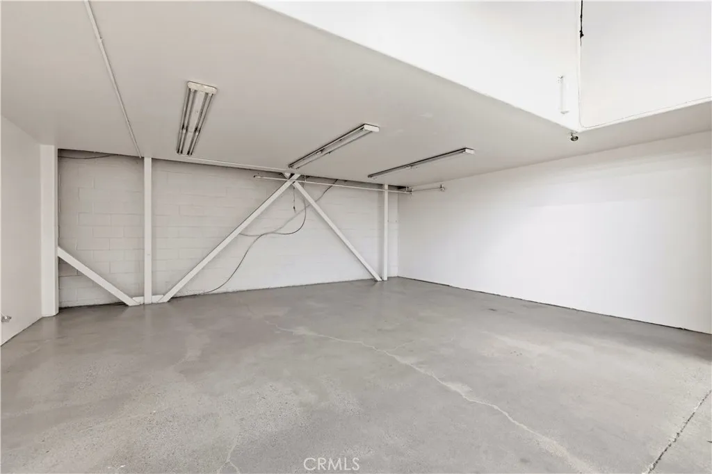 Additional image 39 of 25230 Avenue Stanford, Valencia, CA 91355