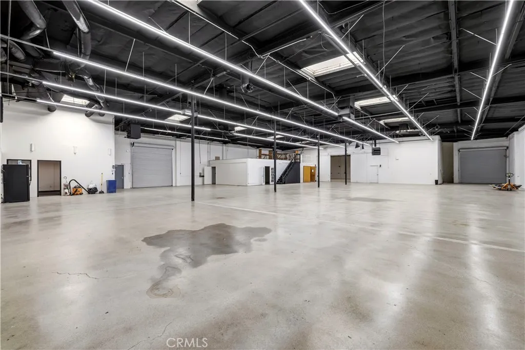 Additional image 71 of 25230 Avenue Stanford, Valencia, CA 91355