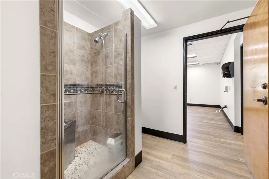 Additional image 30 of 25230 Avenue Stanford, Valencia, CA 91355