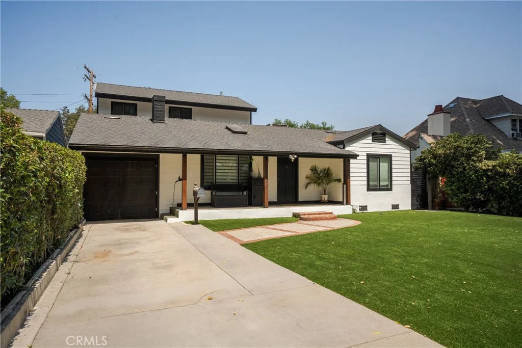 541 Davis Ave, Glendale, CA 91201 photo 2