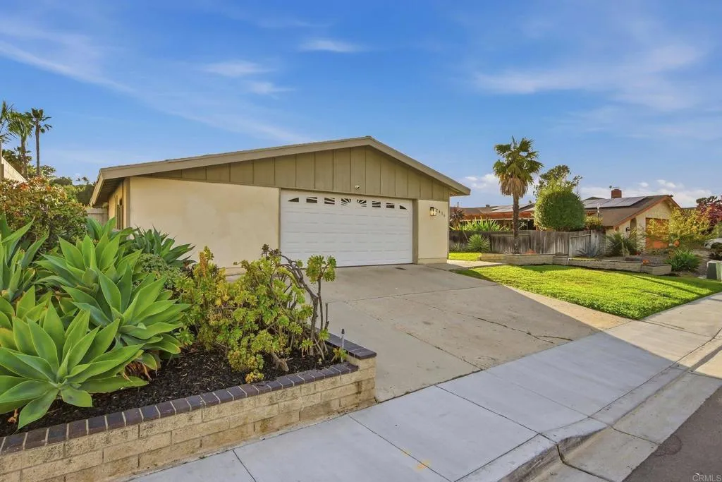 Additional image 80 of 7416 Rowena Street, San Diego, CA 92119
