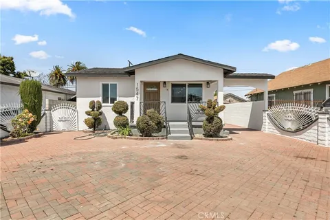 1547 W 69th Street, Los Angeles, CA MLS: MB25089892