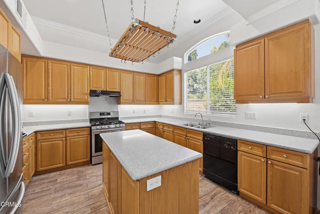 Additional image 57 of 190 Via Olivera, Camarillo, CA 93012