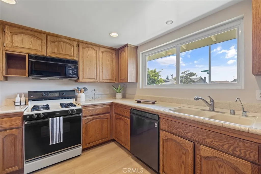 Additional image 18 of 1384 Roxborough Dr, Placentia, CA 92870