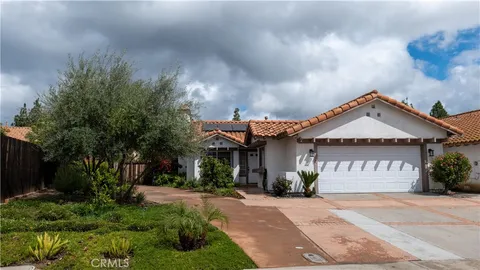 39930 Ravenwood Drive, Murrieta, CA 92562 - MLS#: SW25055381