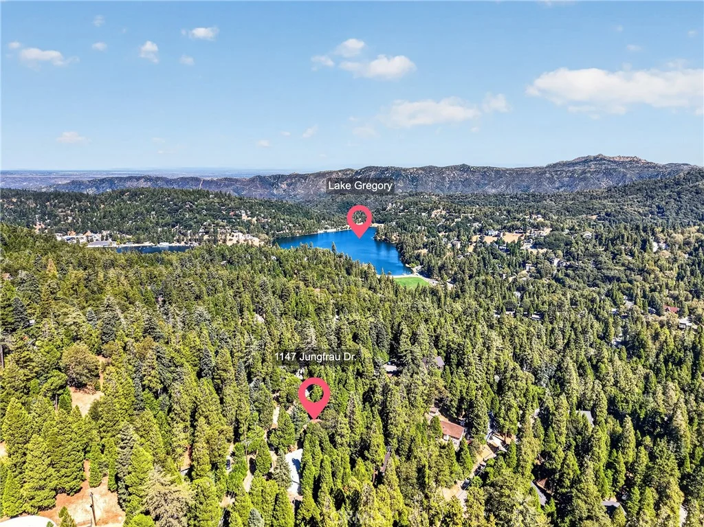1147 Jungfrau Drive, Crestline, CA 92325