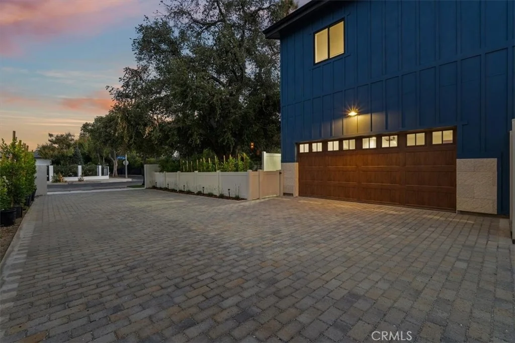 21831 San Jose Street, Chatsworth, CA 91311