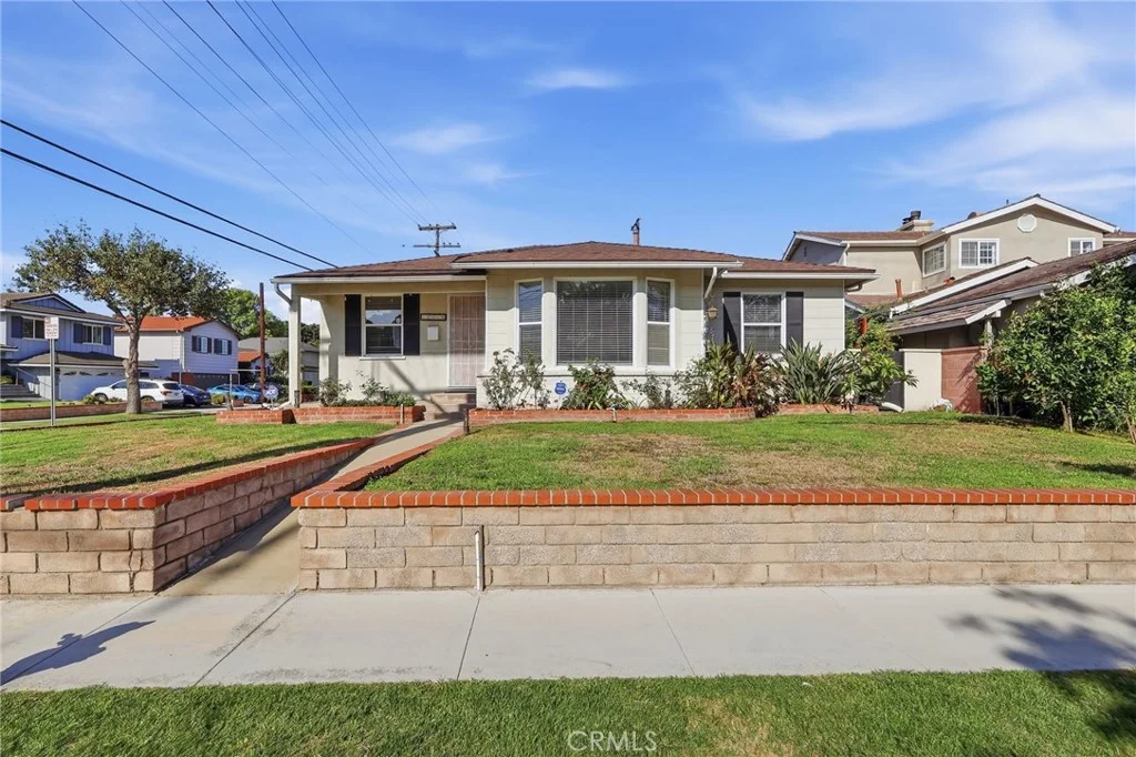22939 Ocean Avenue, Torrance, CA 90505