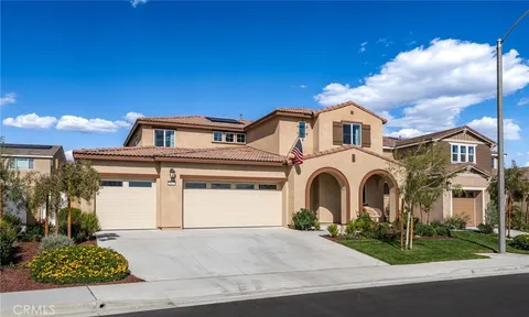 2427 Huron Road, Rialto, CA MLS: CV25074655