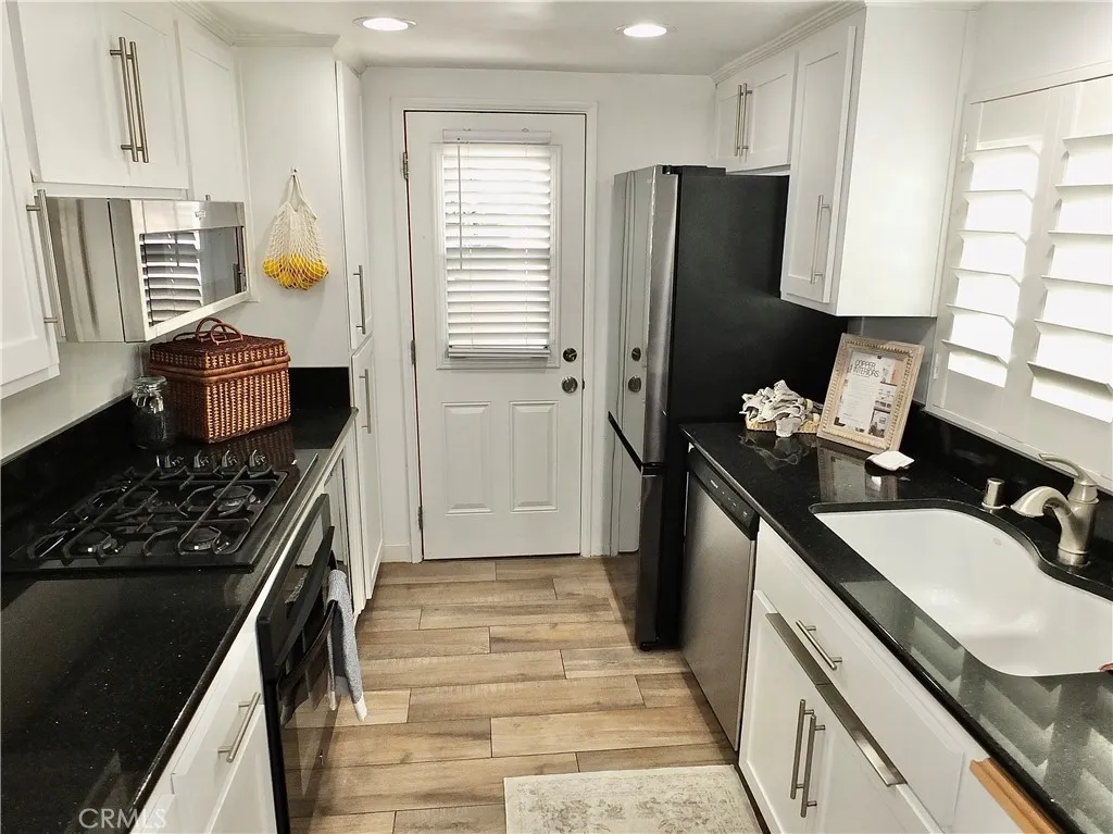 Additional image 7 of 36 Corona Avenue Unit A, Long Beach, CA 90803