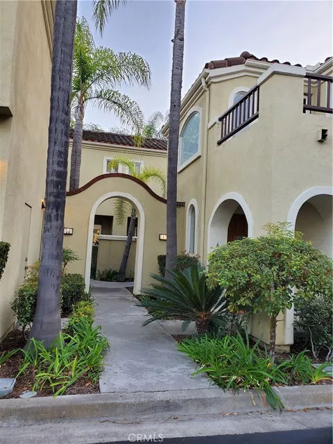 8 Sagunto, Aliso Viejo, CA MLS: SR25040813