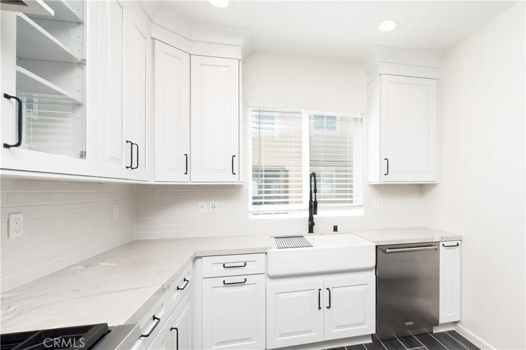 Additional image 4 of 609 Shadowbrook, Lake Forest, CA 92610