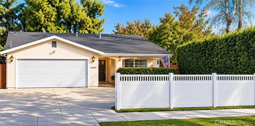 14703 Archwood St, Van Nuys, CA 91405