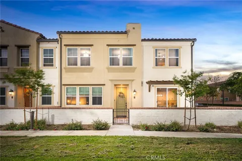 4160 S Bodega Way Unit 2, Ontario, CA MLS: CV25089884