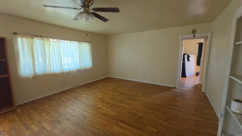 9249 Manor Drive, La Mesa, CA 91942 photo 3