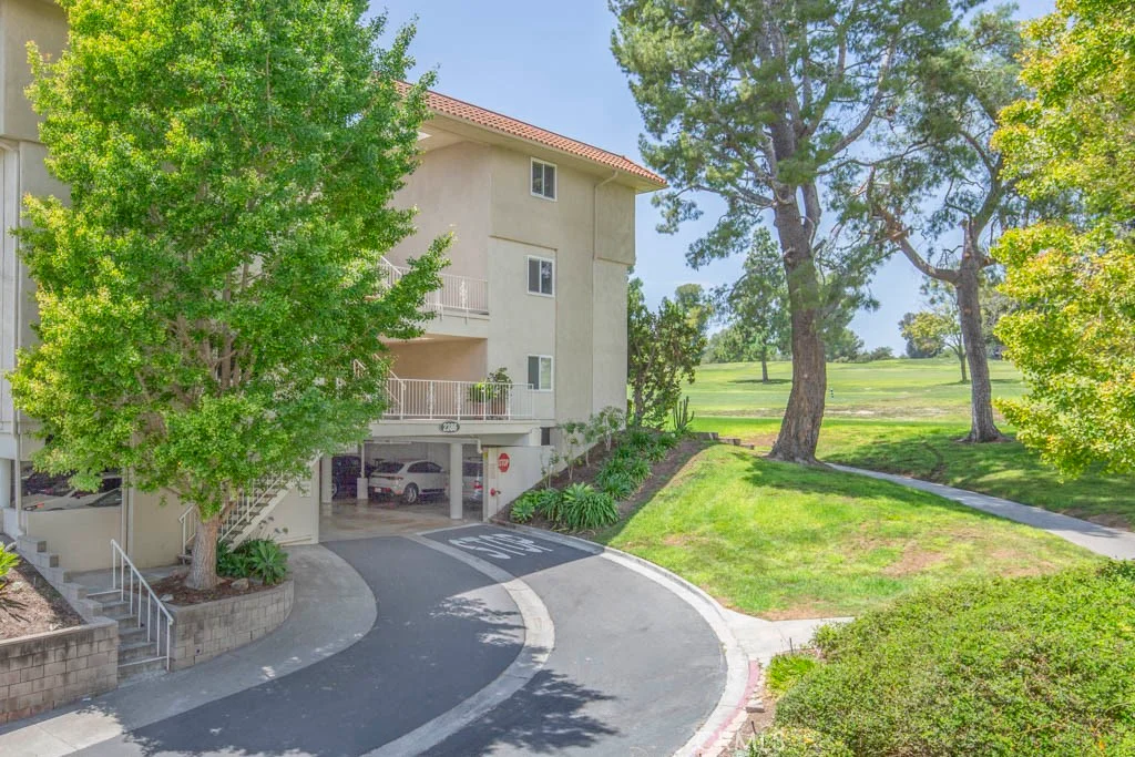 2386 Via Mariposa West W Unit 2F, Laguna Woods, CA 92637