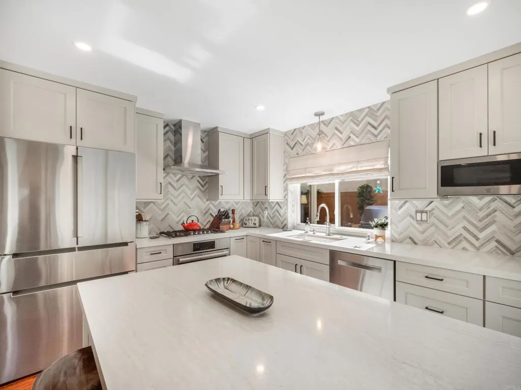 Additional image 12 of 4288 Kerwood Court, San Diego, CA 92130