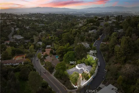 3601 Dellvale Place, Encino, CA 91436 - MLS#: SR25074125