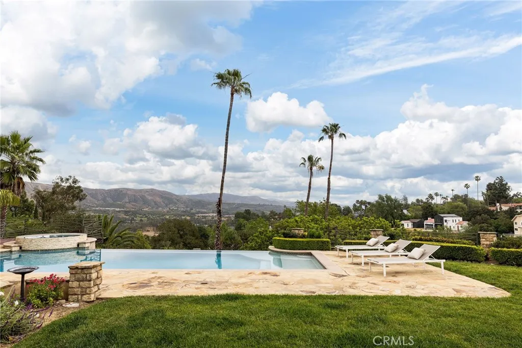 Additional image 124 of 11262 Skyline Dr, North Tustin, CA 92705