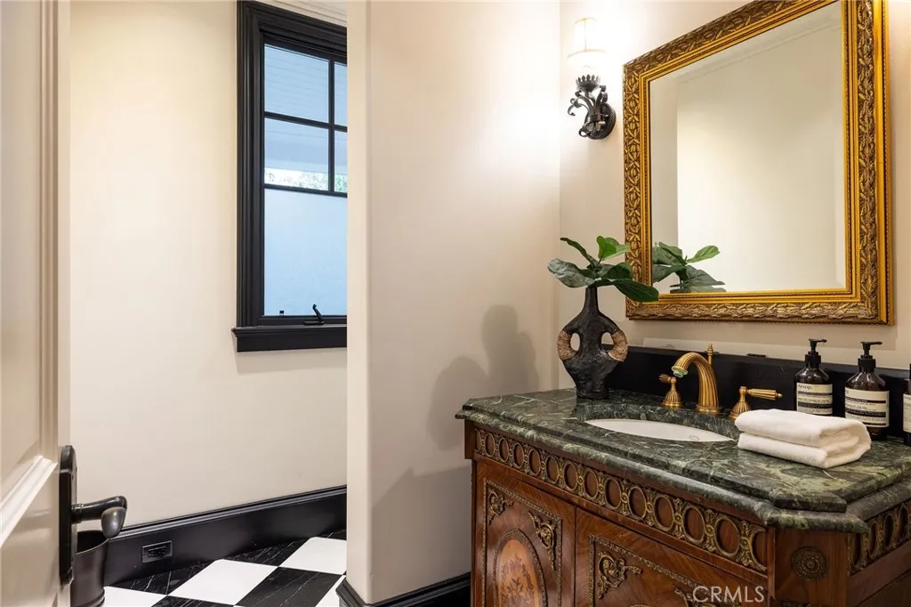 Additional image 112 of 11262 Skyline Dr, North Tustin, CA 92705