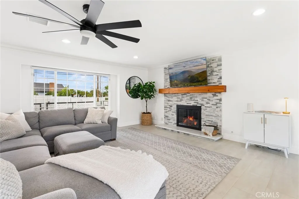 Additional image 35 of 608 E Collins Avenue, Orange, CA 92867