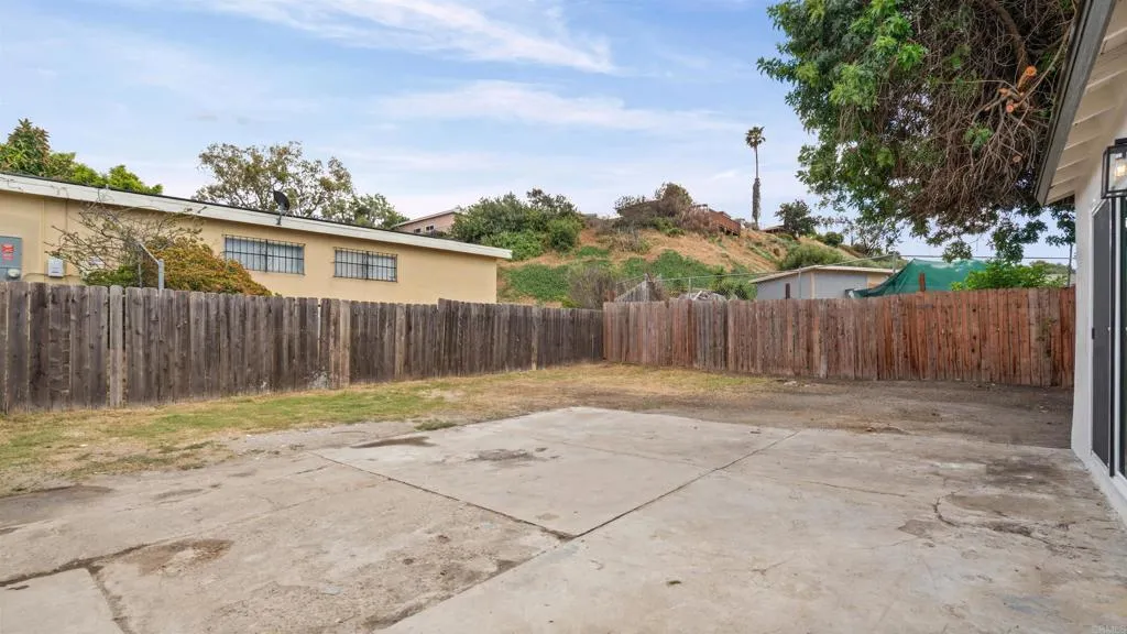 Additional image 28 of 6231 Amesbury Street, San Diego, CA 92114