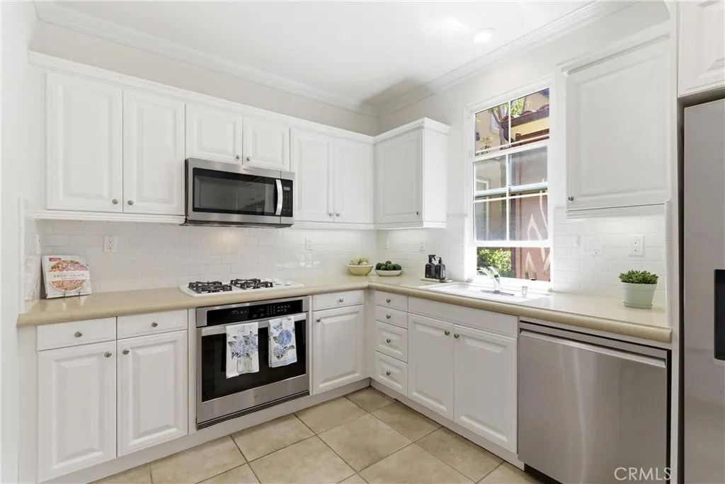 Additional image 12 of 58 Clouds View Vw, Irvine, CA 92806