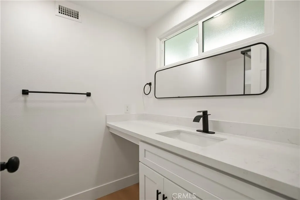 Additional image 60 of 384 W 7th St, Upland, CA 91786