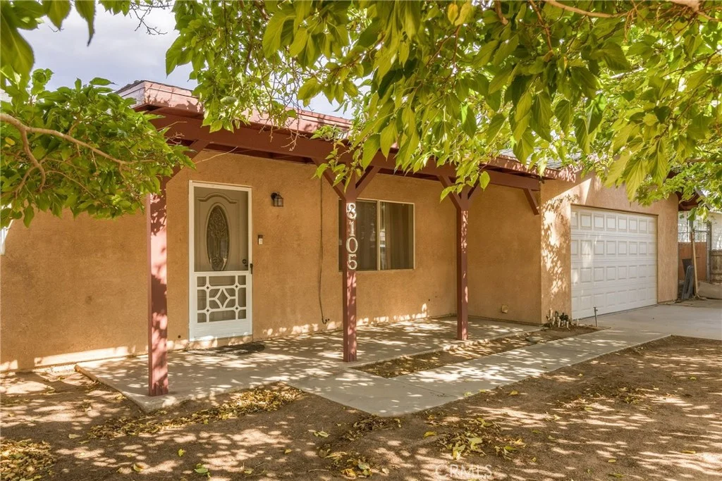 8105 Minstead Ave, Hesperia, CA 92345 photo 3