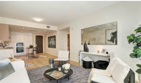 877 Francisco Street Unit 707, Los Angeles, CA 90017 - MLS#: AR25006620