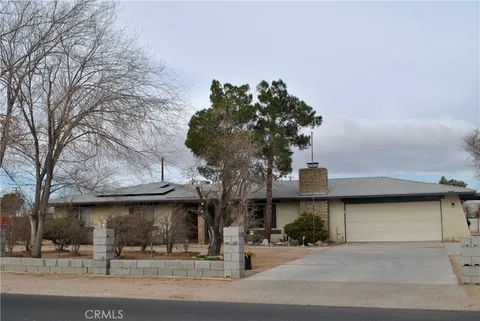 14198 Kiowa Road, Apple Valley, CA MLS: CV25002123