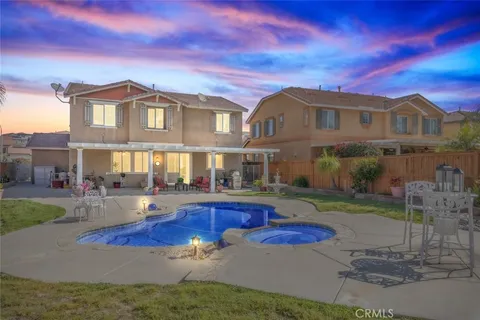 41022 Crimson Pillar Lane, Lake Elsinore, CA MLS: SW25088503