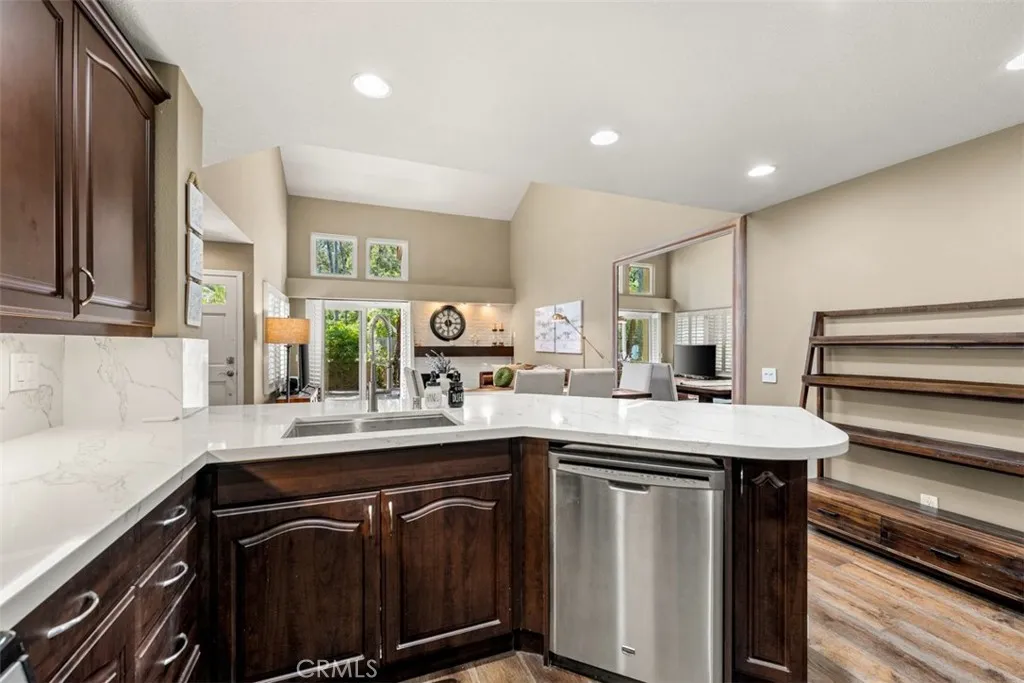 Additional image 39 of 71 Corsica Dr, Newport Beach, CA 92660