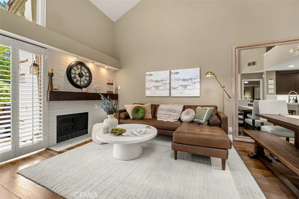 Additional image 32 of 71 Corsica Dr, Newport Beach, CA 92660