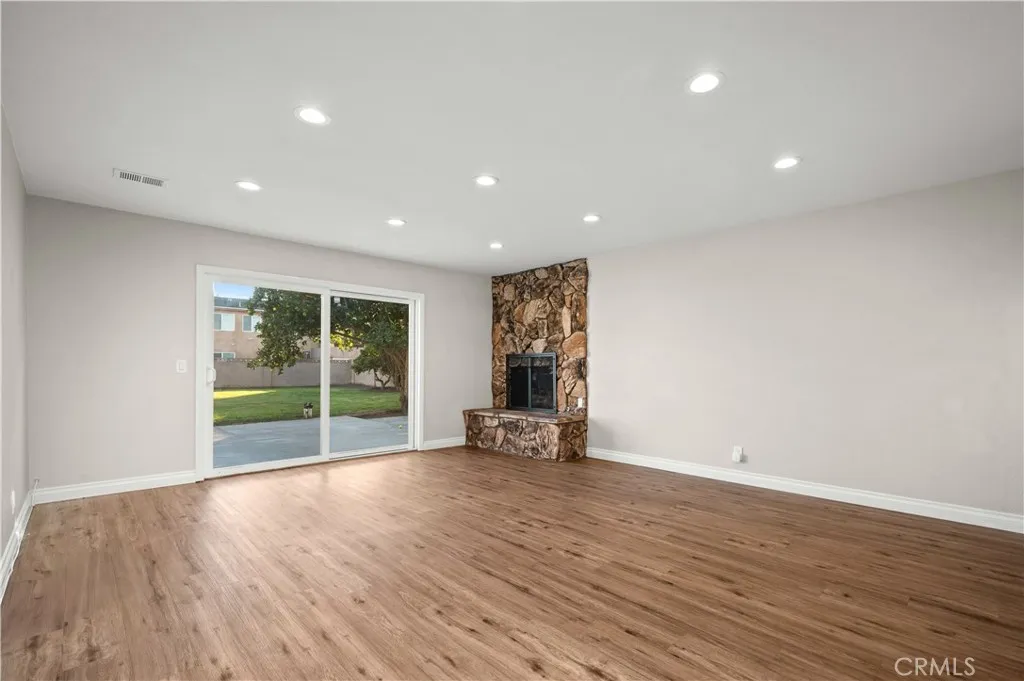 Additional image 7 of 5082 Edinger Avenue, Huntington Beach, CA 92649