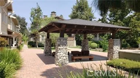 1707 N Fair Oaks Avenue Unit 109, Pasadena, CA MLS: AR25089013