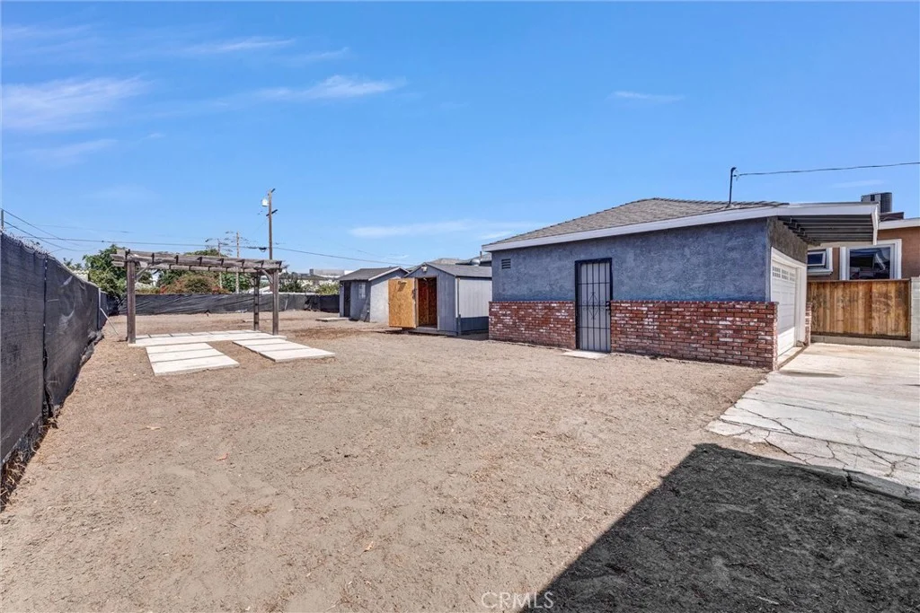 1661 E 126th St, Compton, CA 90222 photo 3