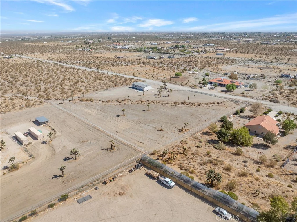 11824 Azure View Road, Pinon Hills, CA 92372