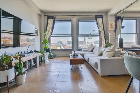 108 W 2nd Street Unit 803, Los Angeles, CA 90012 - MLS#: PW25052265