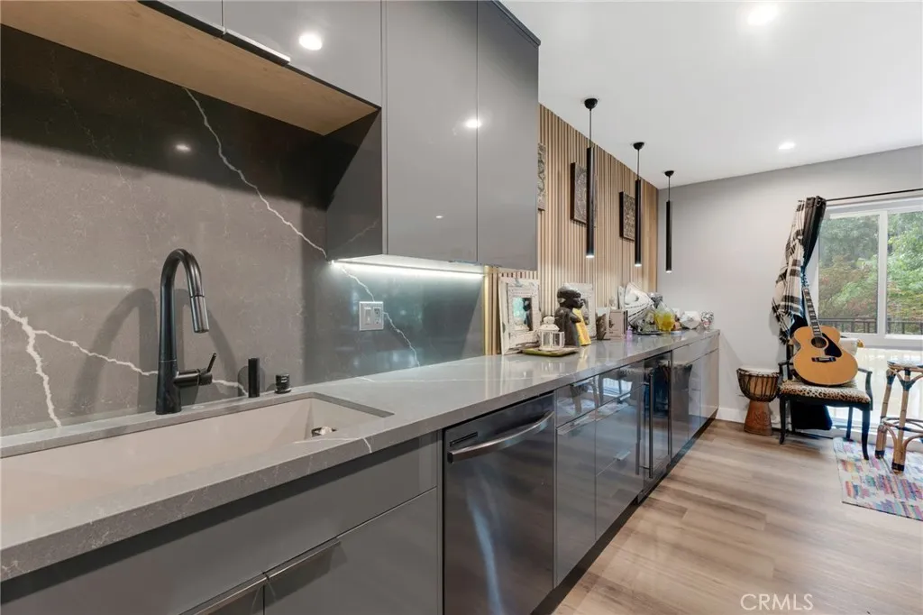Additional image 20 of 15344 Weddington Street Unit 102, Sherman Oaks, CA 91411